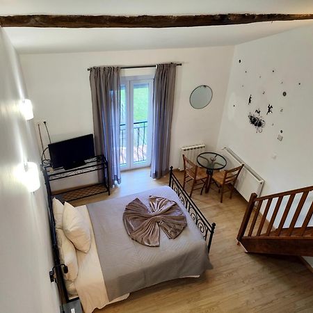 Crezilles Hotes Zewnętrze zdjęcie